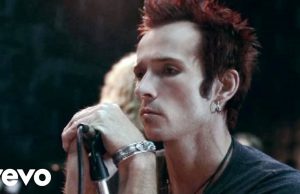 “Contraband”: El explosivo debut de Velvet Revolver