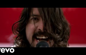 Dave Grohl: una vida entre riffs, baquetas y reinvención